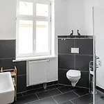 Schlossstrasse Apartamento