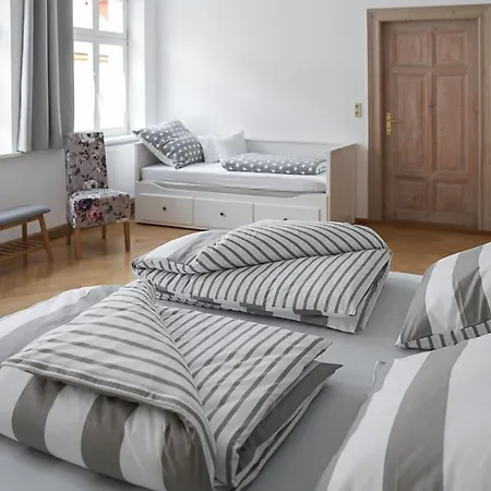 Schlossstrasse * Ballenstedt