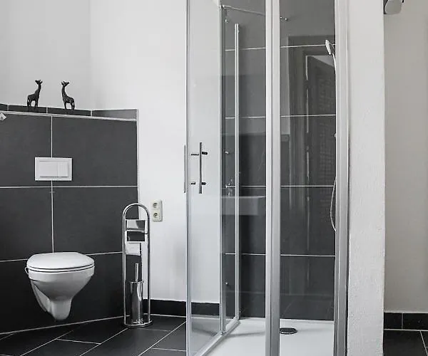 Schlossstrasse Daire *