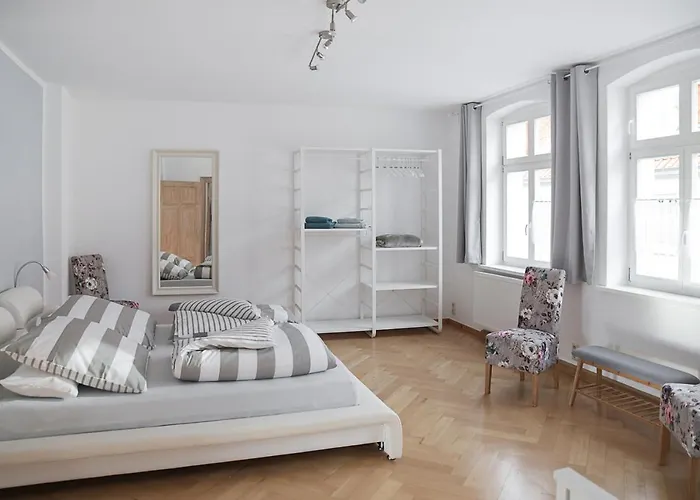 Schlossstrasse バレンシュテット