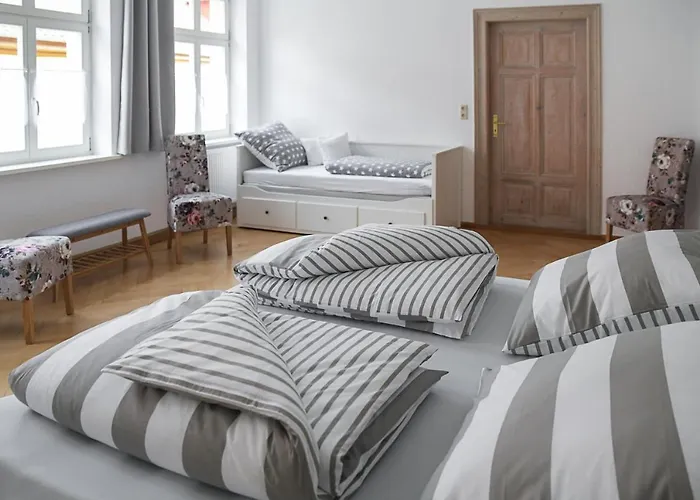 Schlossstrasse * Ballenstedt